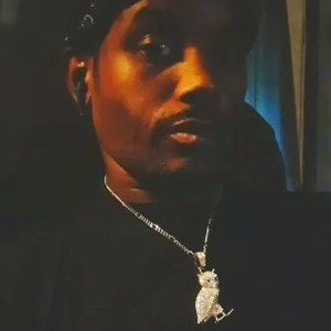 Meet your Posher, Fiya